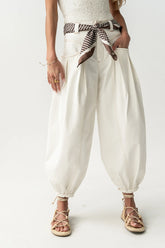 Correy Pants in Off White