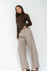 Benny Textured Top in Brown
