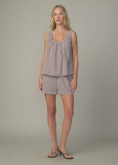 THE ANA U NECK SLEEVELESS BLOUSE