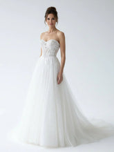 Charming A Line Strapless Tulle Lace Wedding Dresses