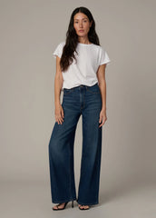 THE MIA PETITE