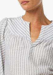 THE SUZIE BLOUSE