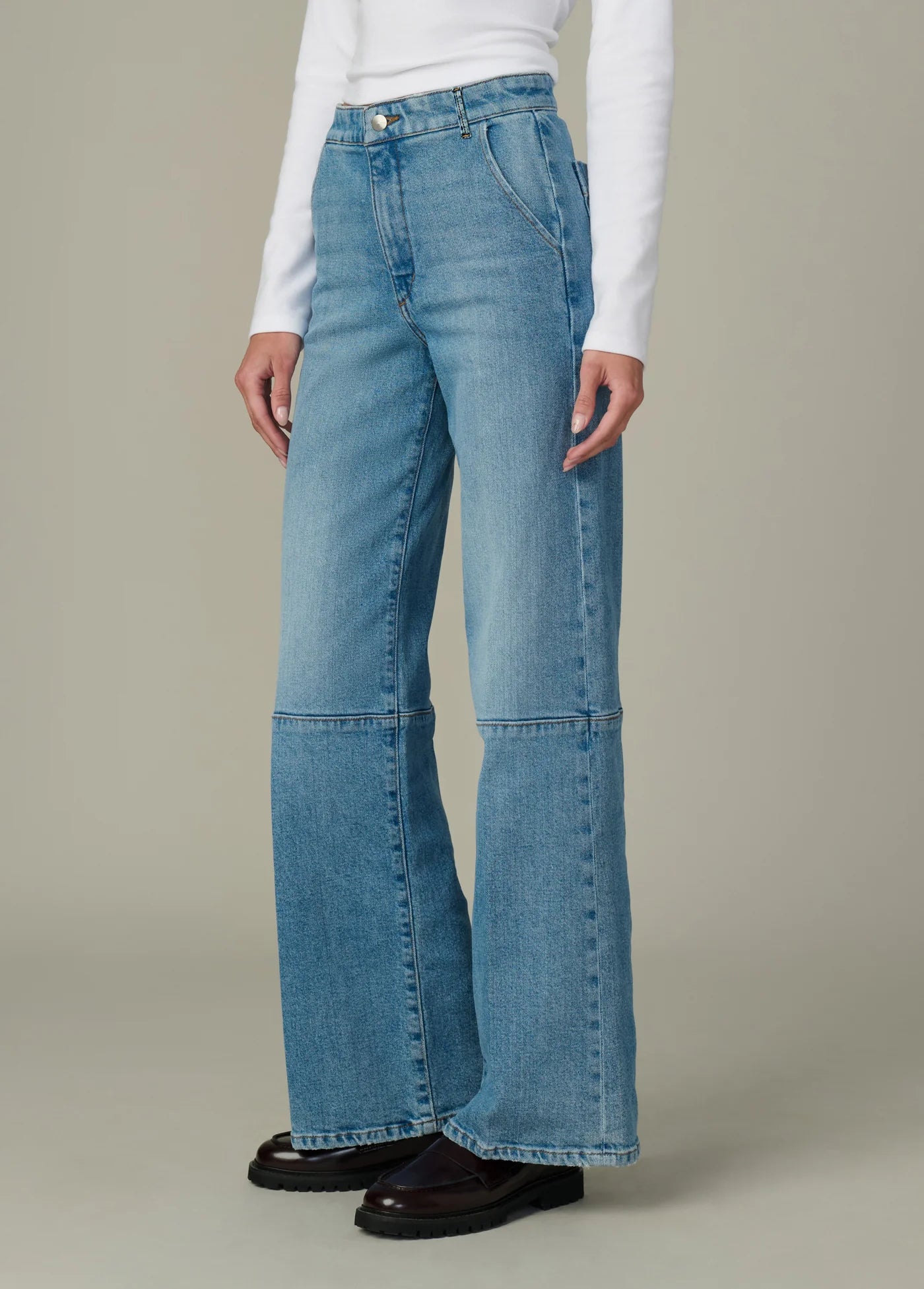THE SEAMED MIA