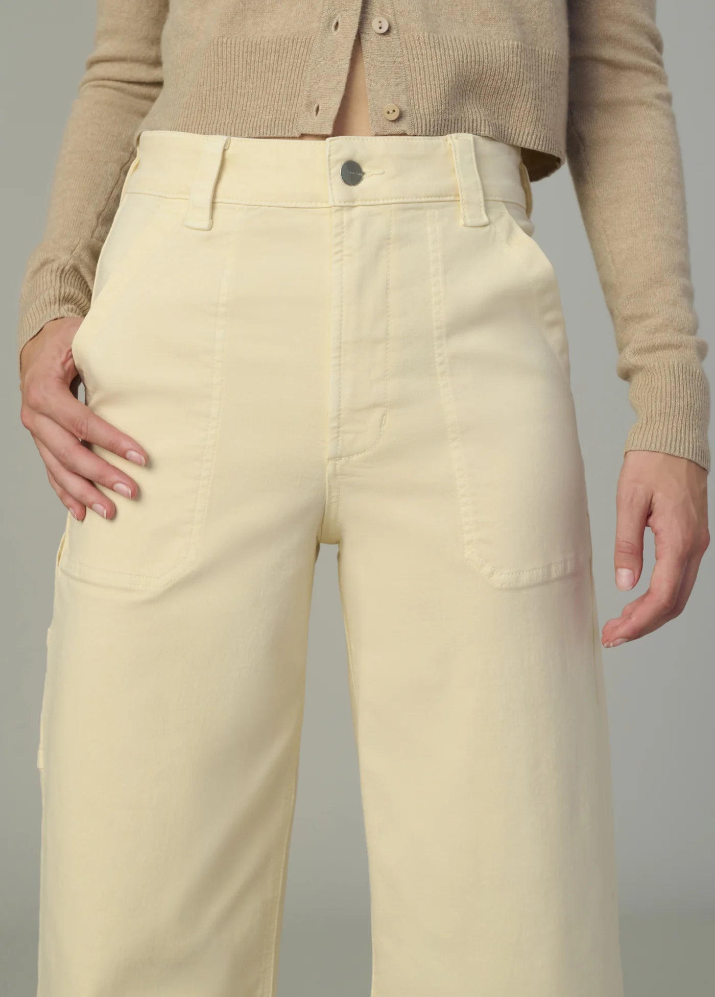 THE CHLOE UTILITY WIDE LEG CROP