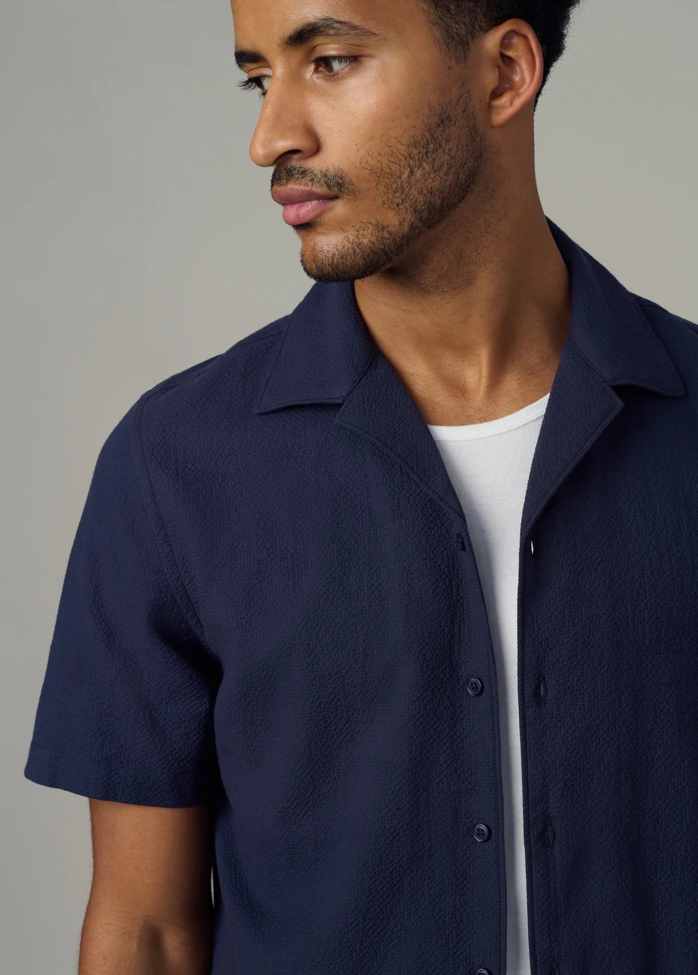 SHORT SLEEVE SEERSUCKER CAMP SHIRT