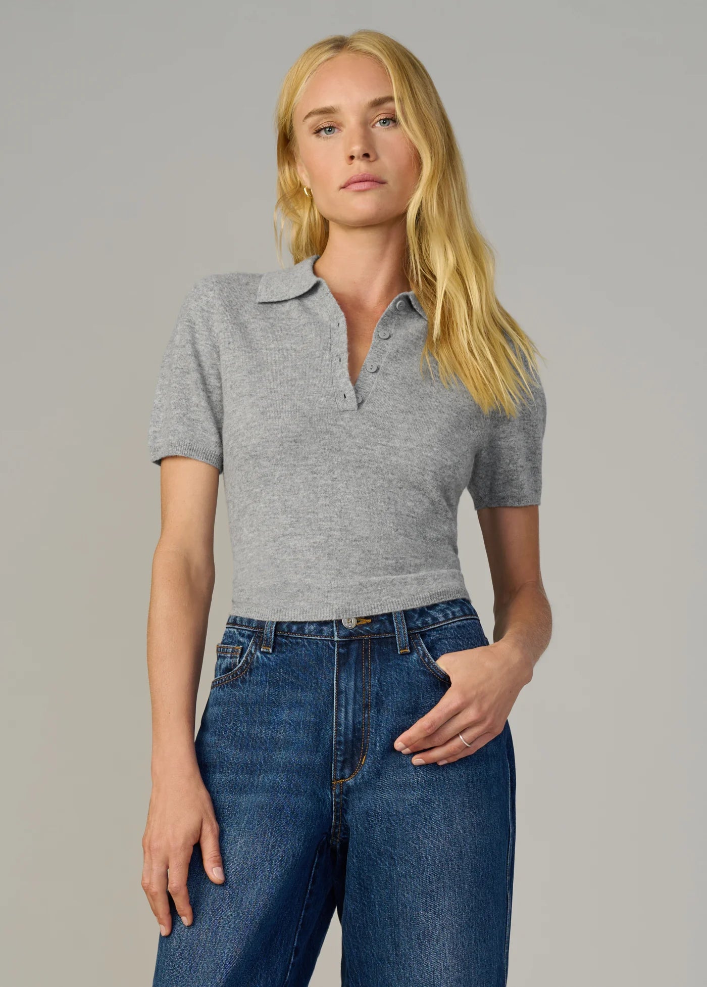 THE CASHMERE SHORT SLEEVE POLO SWEATER