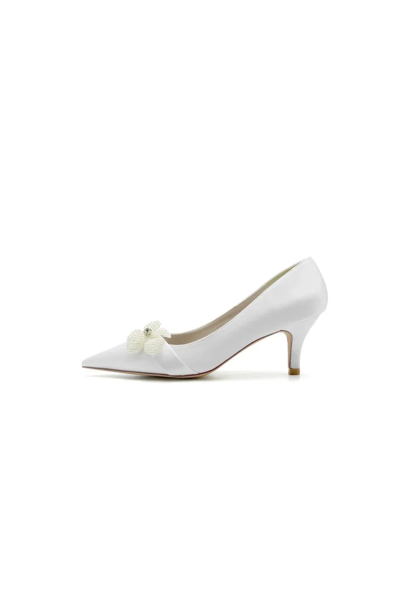 Simple Pointed Toe High Heels with Pearl Flower