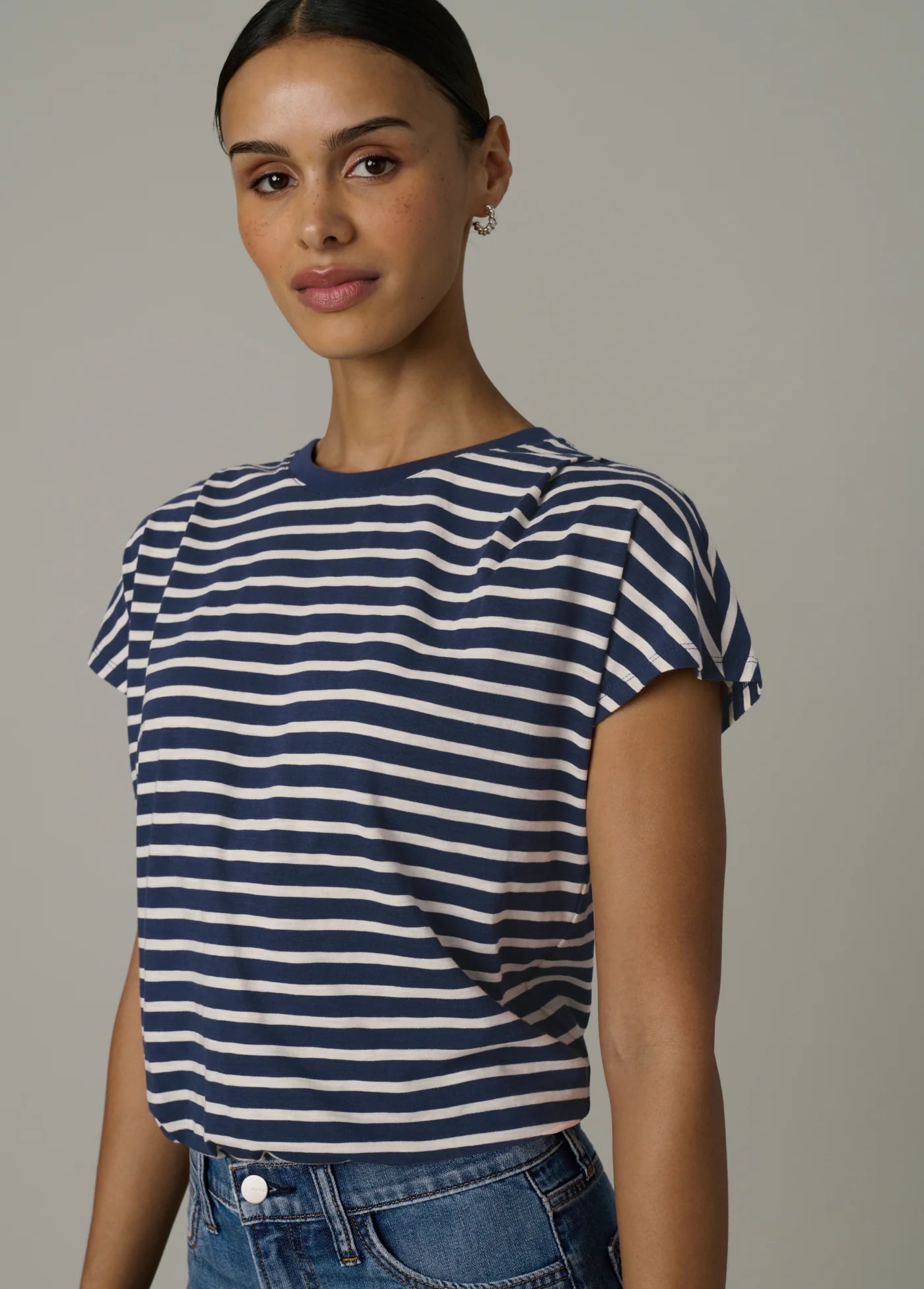 THE BUBBLE TEE