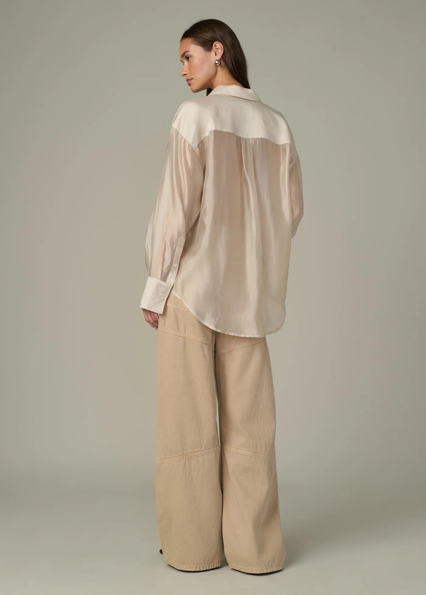 THE ORGANZA BOYFRIEND SHIRT