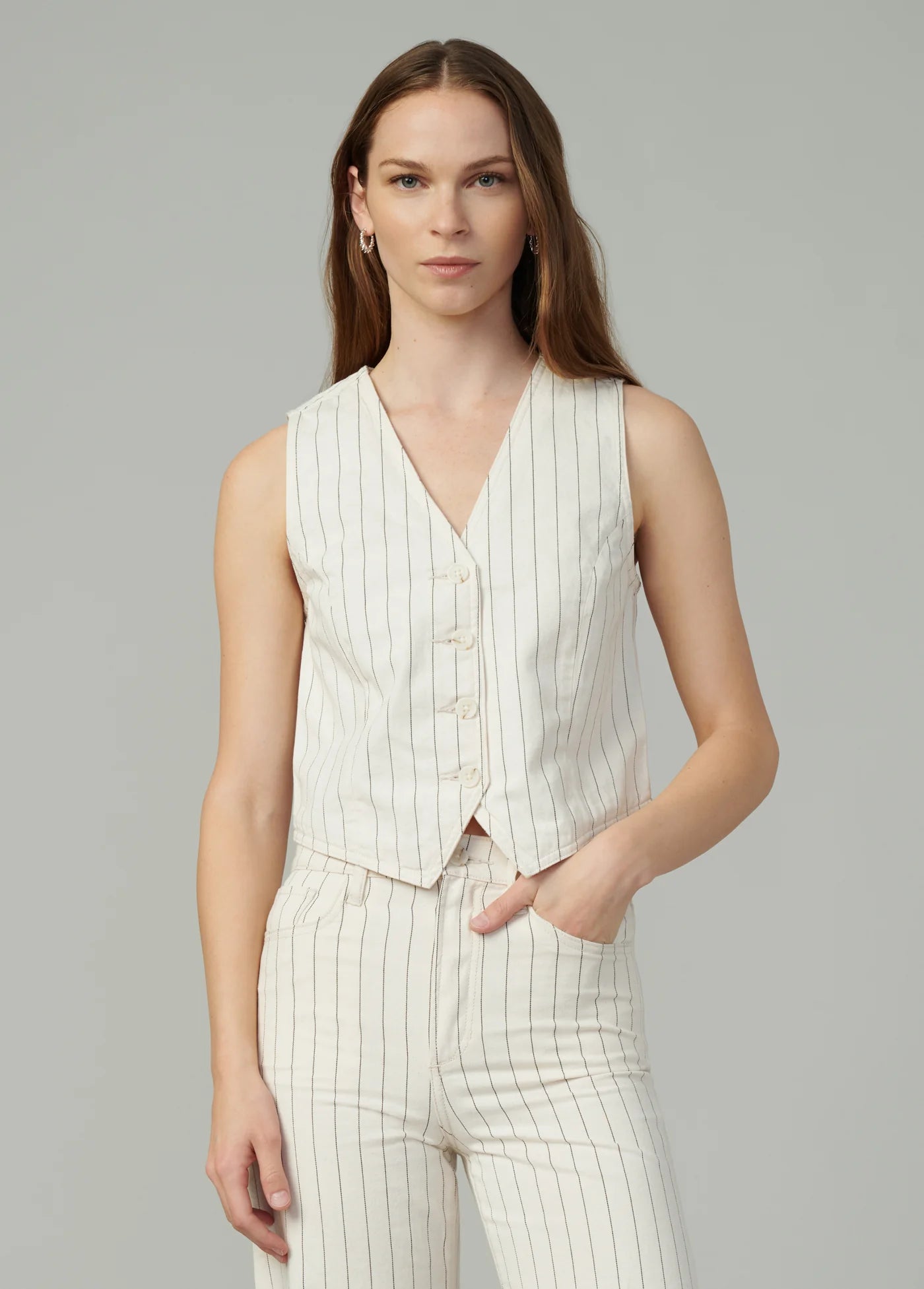 THE RELAXED TAILORED WAISTCOAT