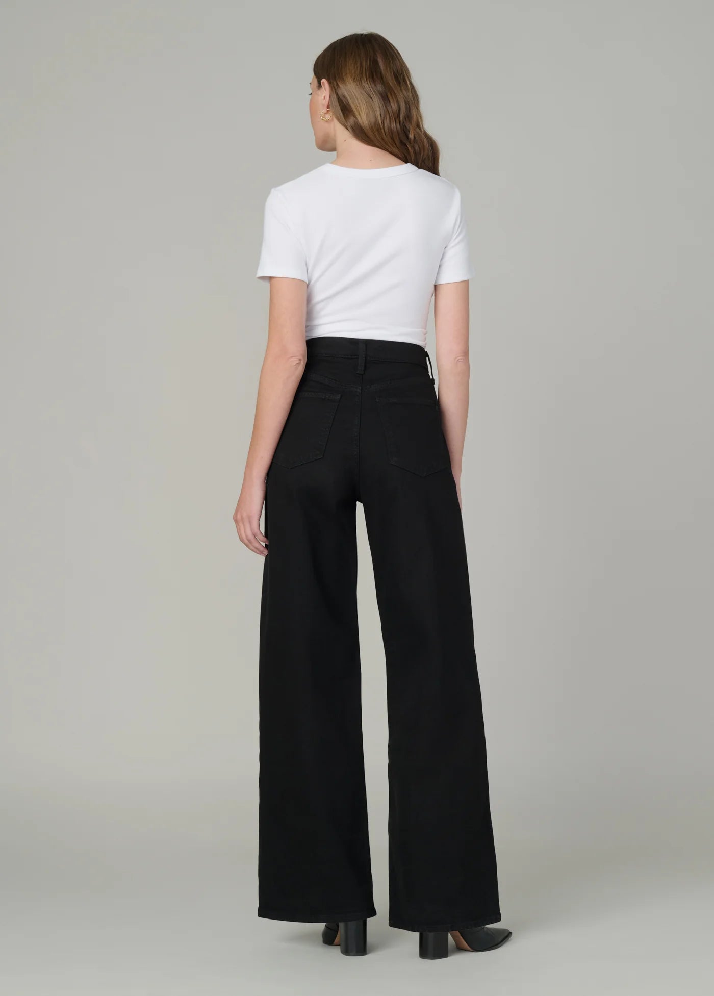 THE MIA PETITE