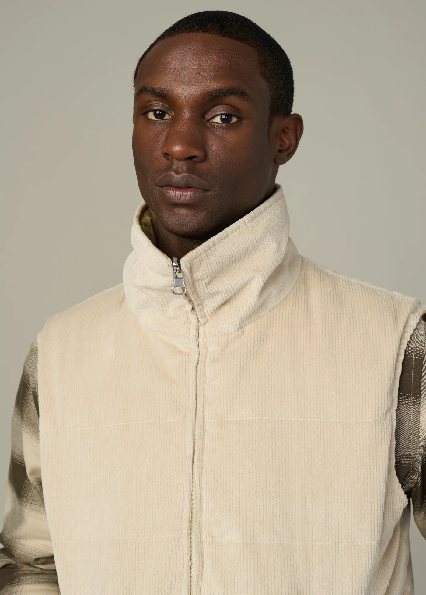 REVERSIBLE CORDUROY PUFFER