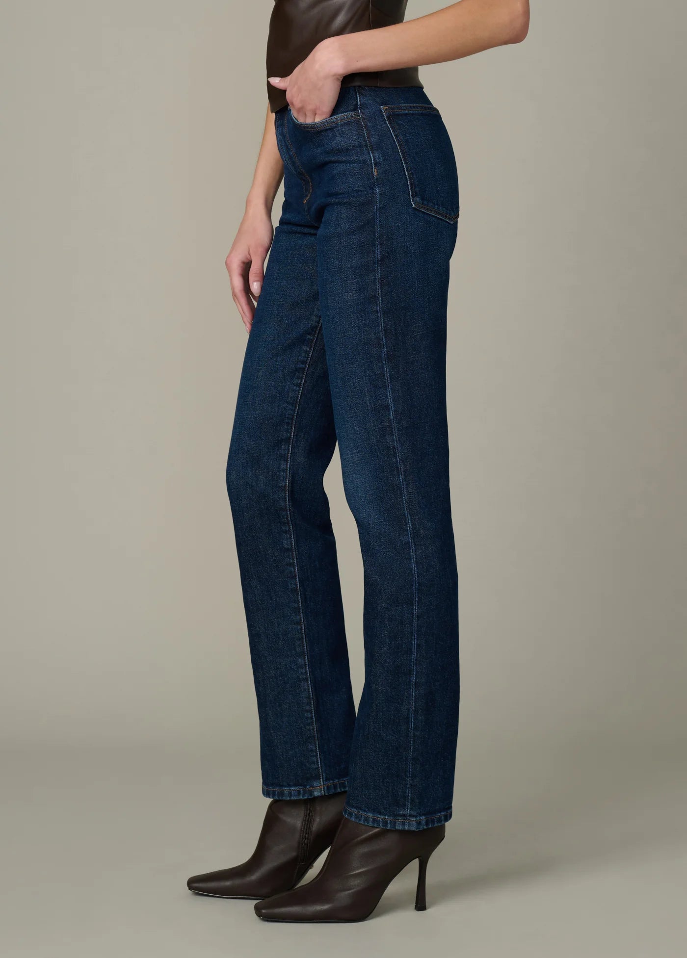 THE MARGOT SLIM