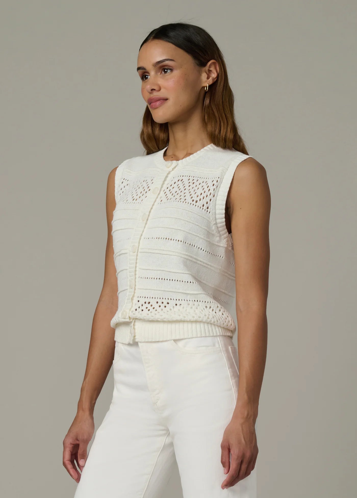 THE FAYE CARDIGAN SWEATER VEST