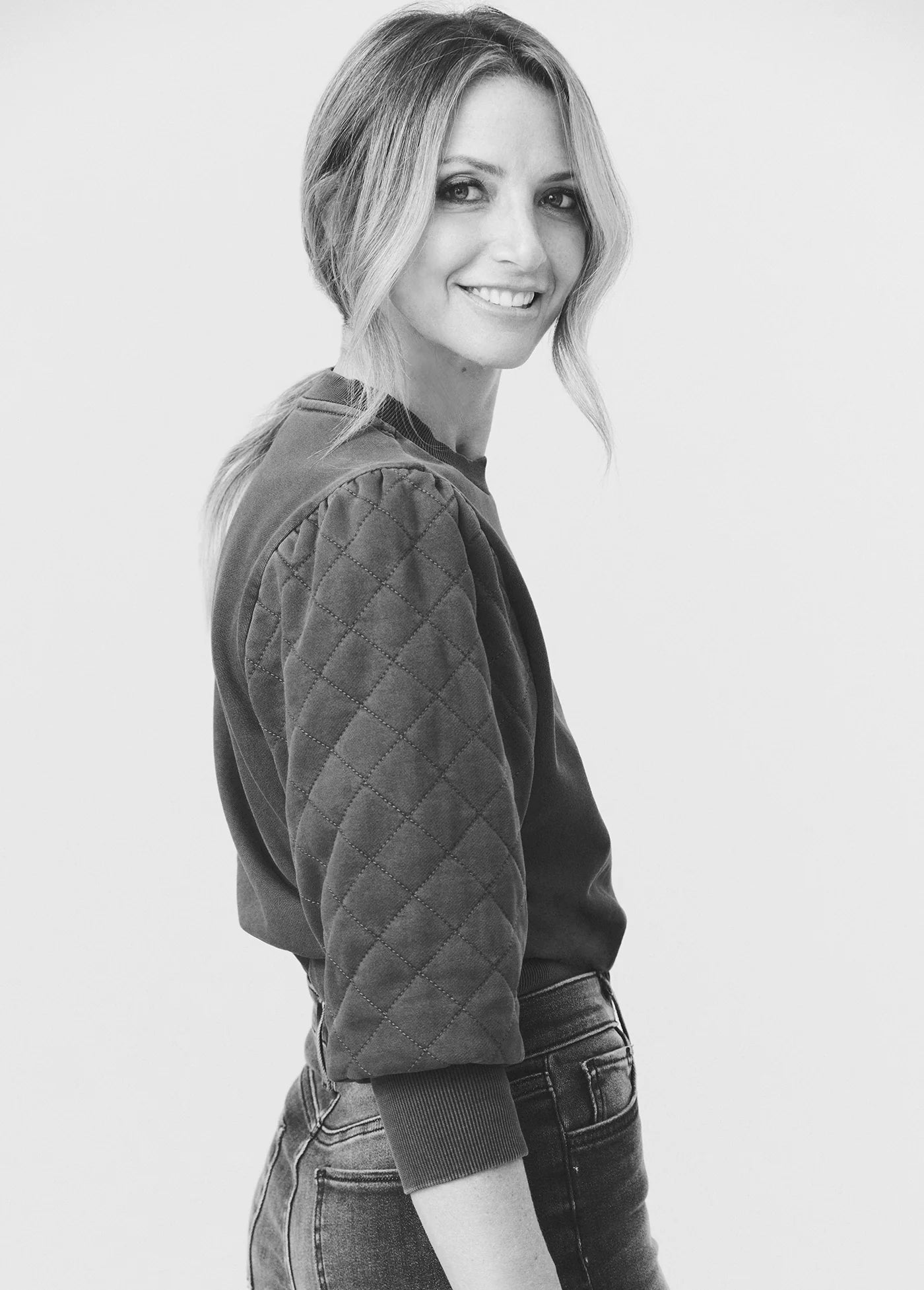 ANDREAS LOOKBOOK X JOES JEANS DREW SWEATSHIRT