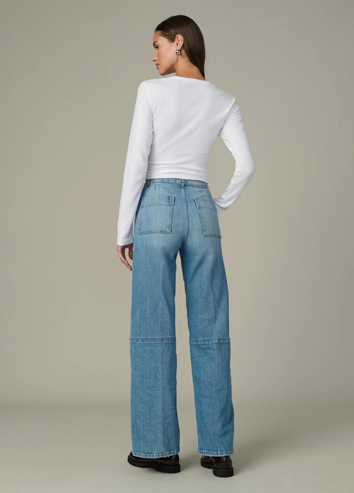 THE SEAMED MIA