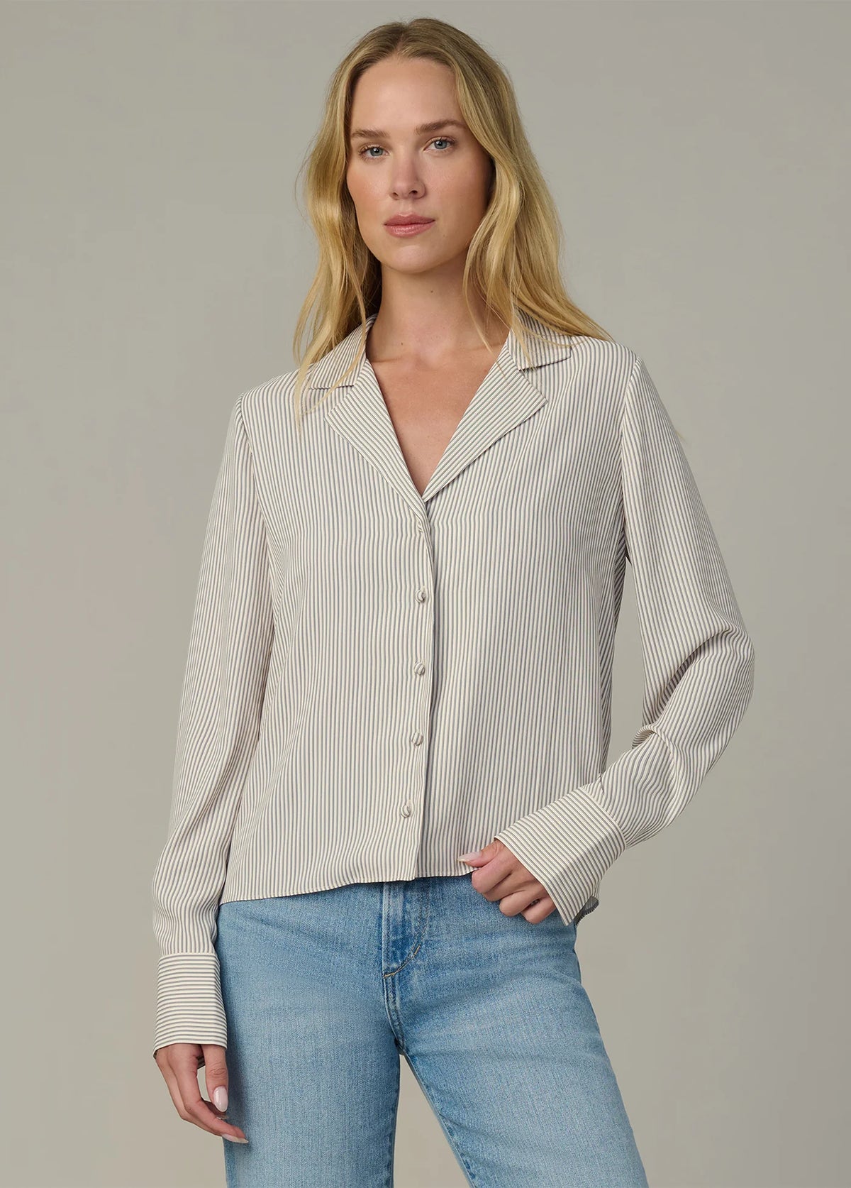 THE MIA BLOUSE