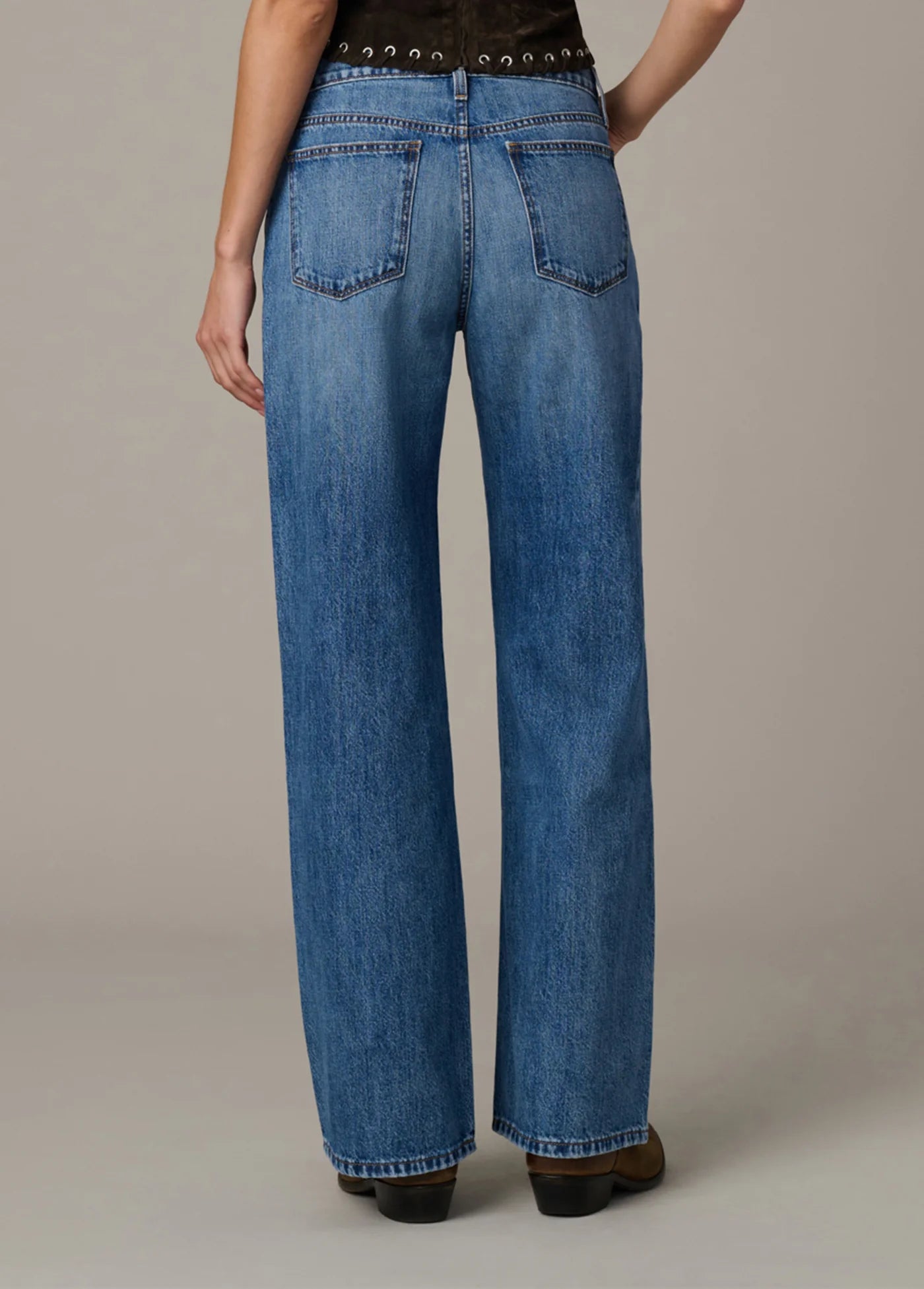 THE BRONCO JEAN