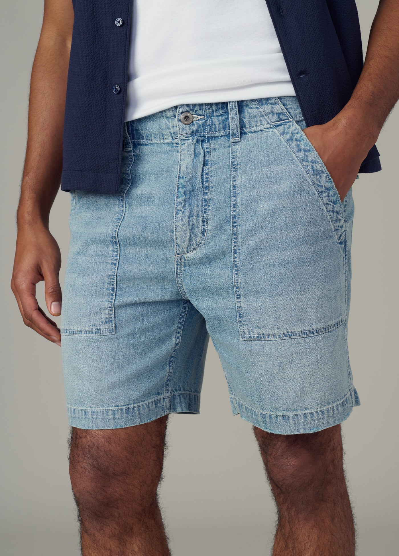 UTILITARIAN CHAMBRAY SHORTS