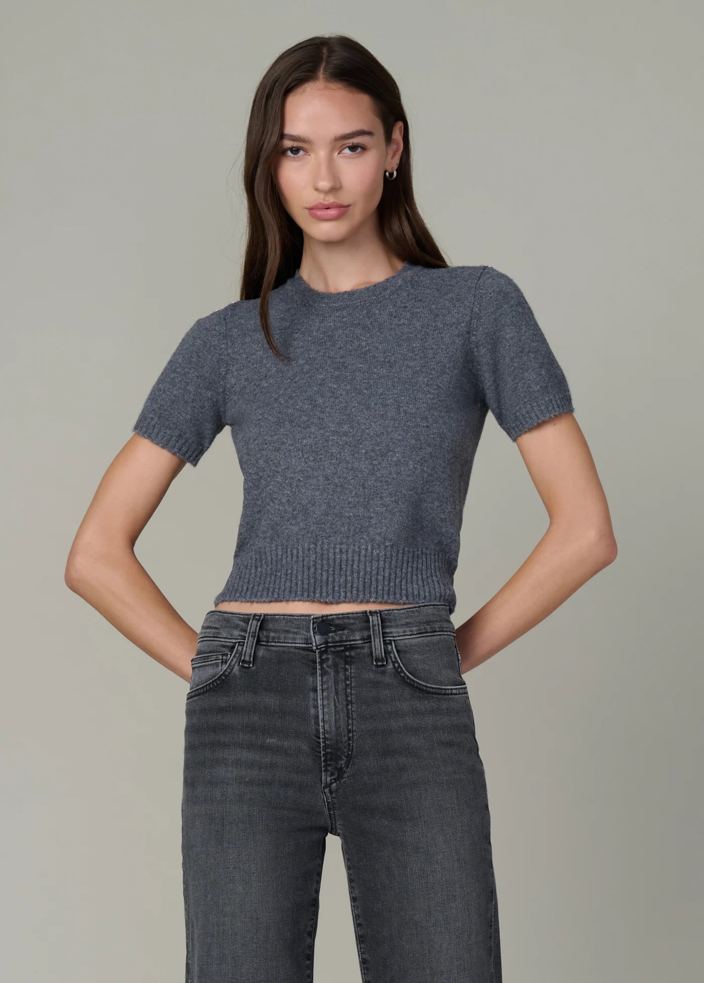 THE STEPH SHRUNKEN SWEATER TEE
