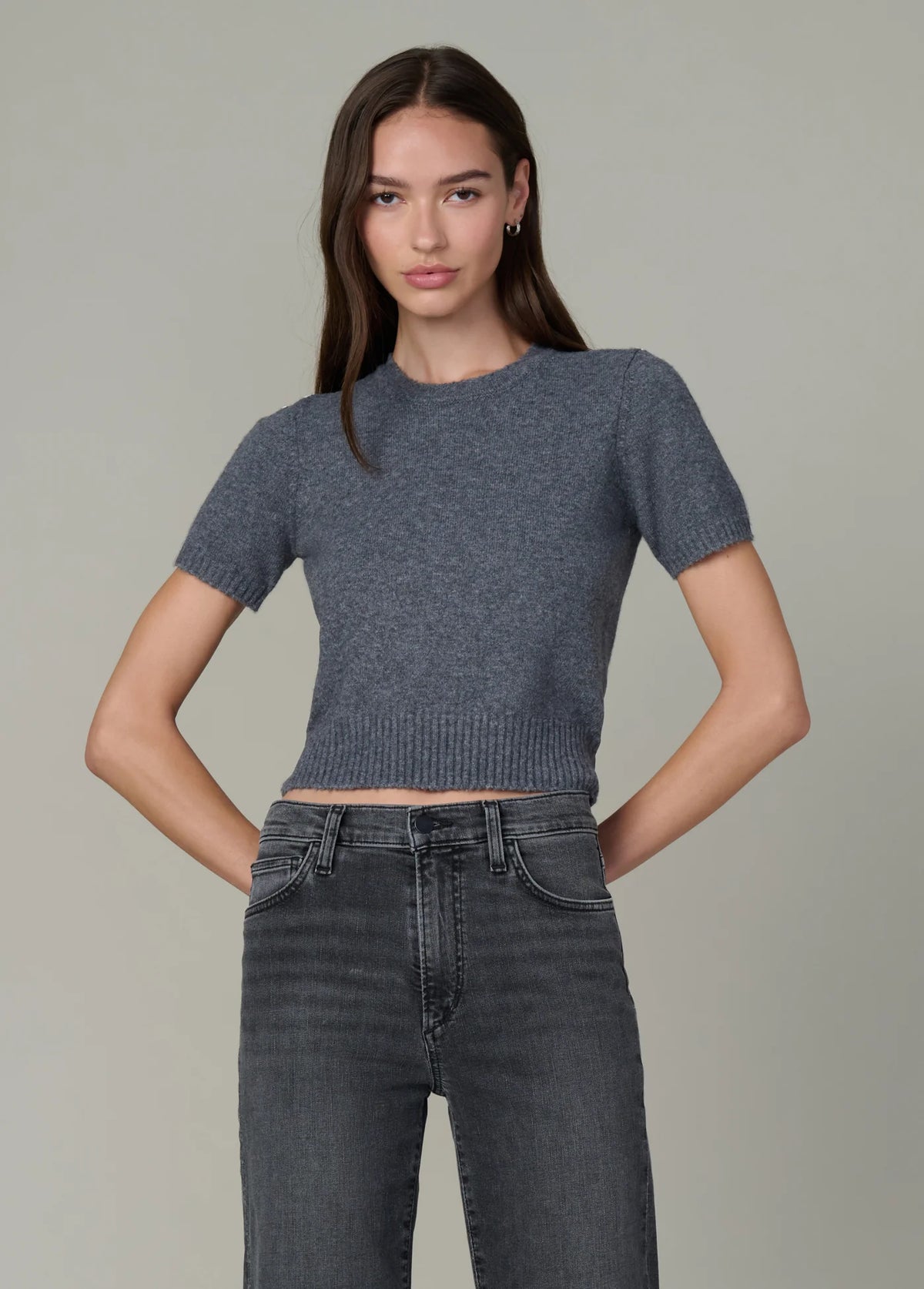 THE STEPH SHRUNKEN SWEATER TEE