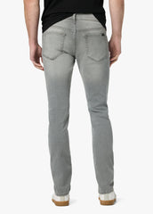 THE SLIM FIT