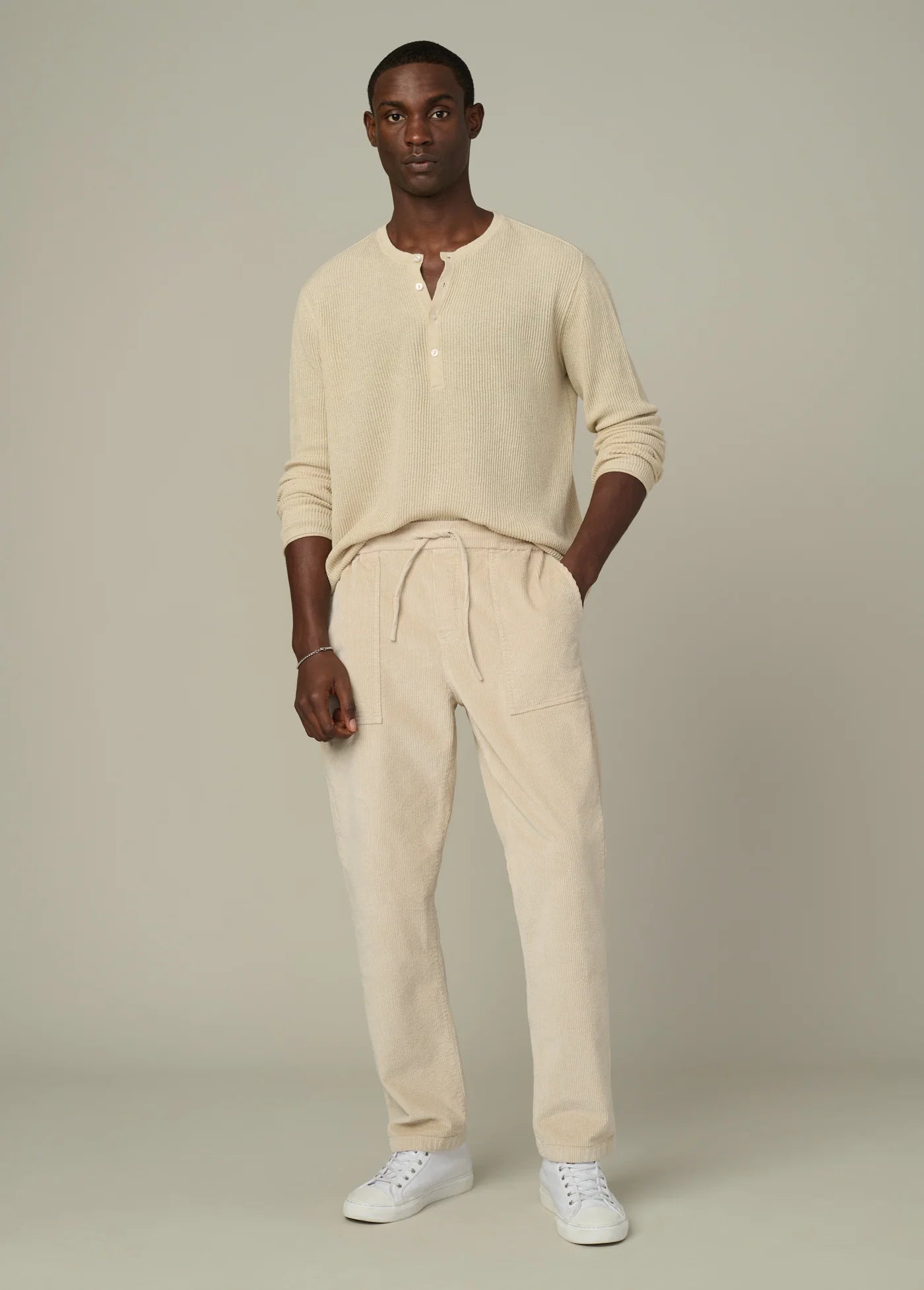 HENLEY SWEATER