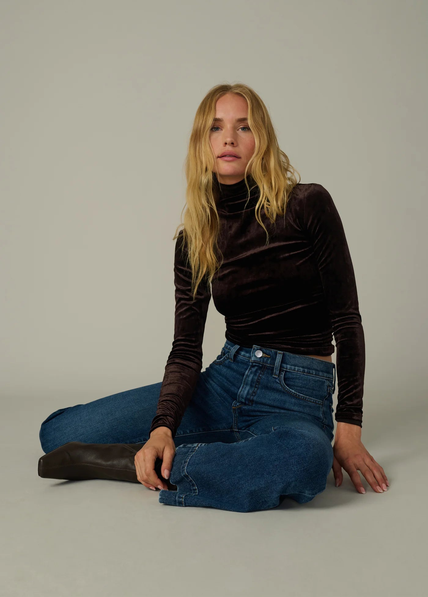 THE VELVET TONY LONG SLEEVE TOP