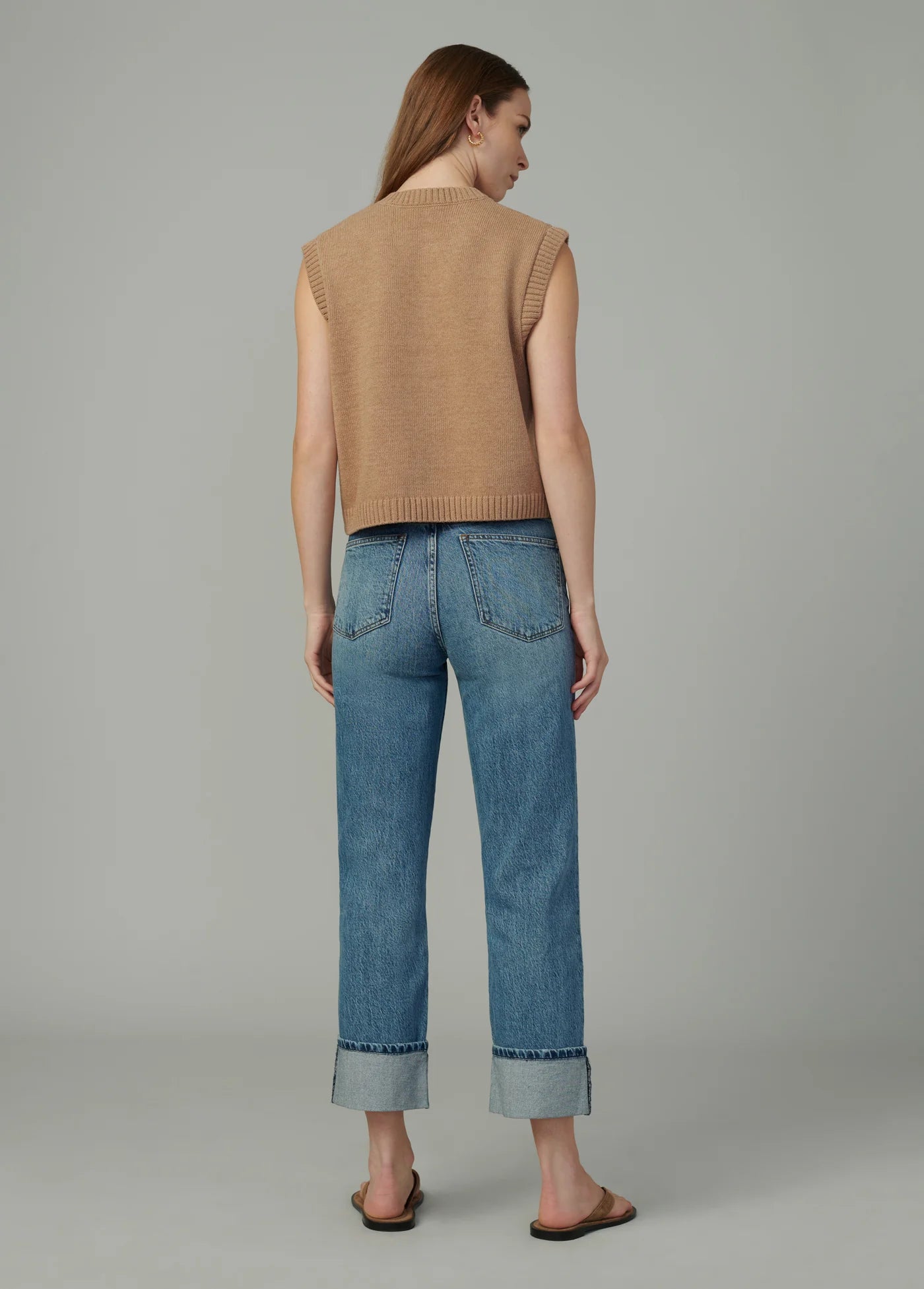 THE NOA CARDIGAN VEST