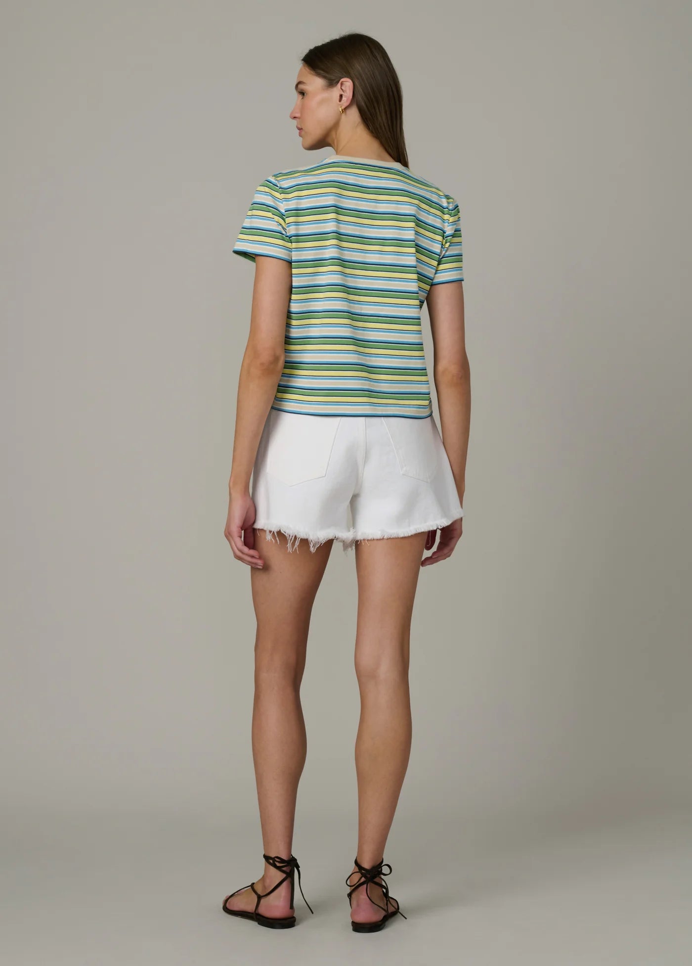 THE EASY TEE