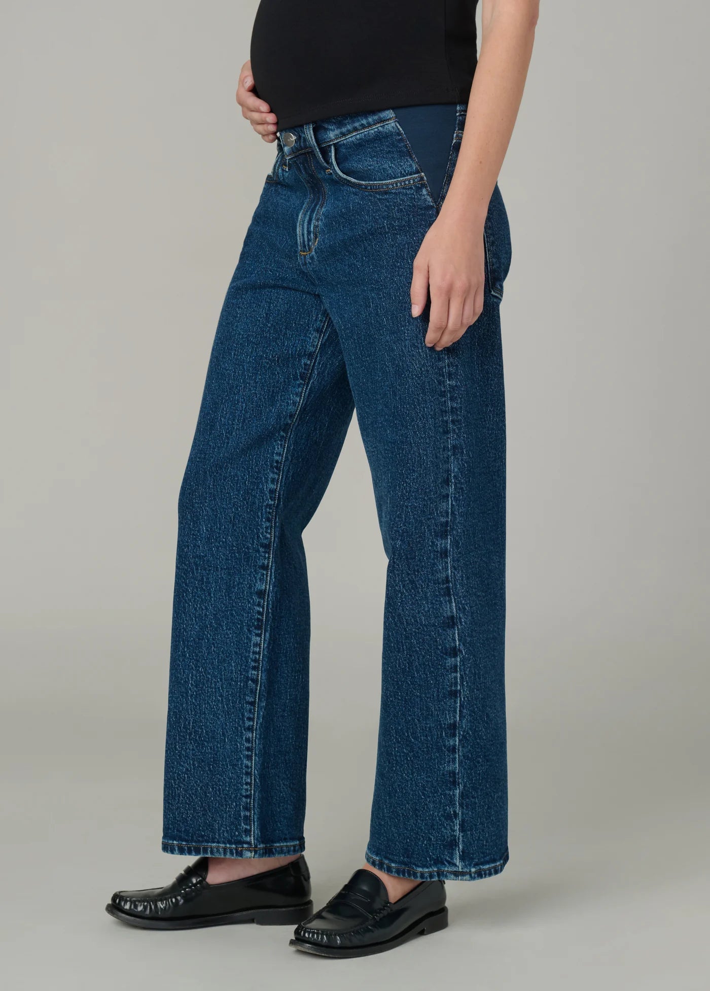 THE MARGOT CROP MATERNITY