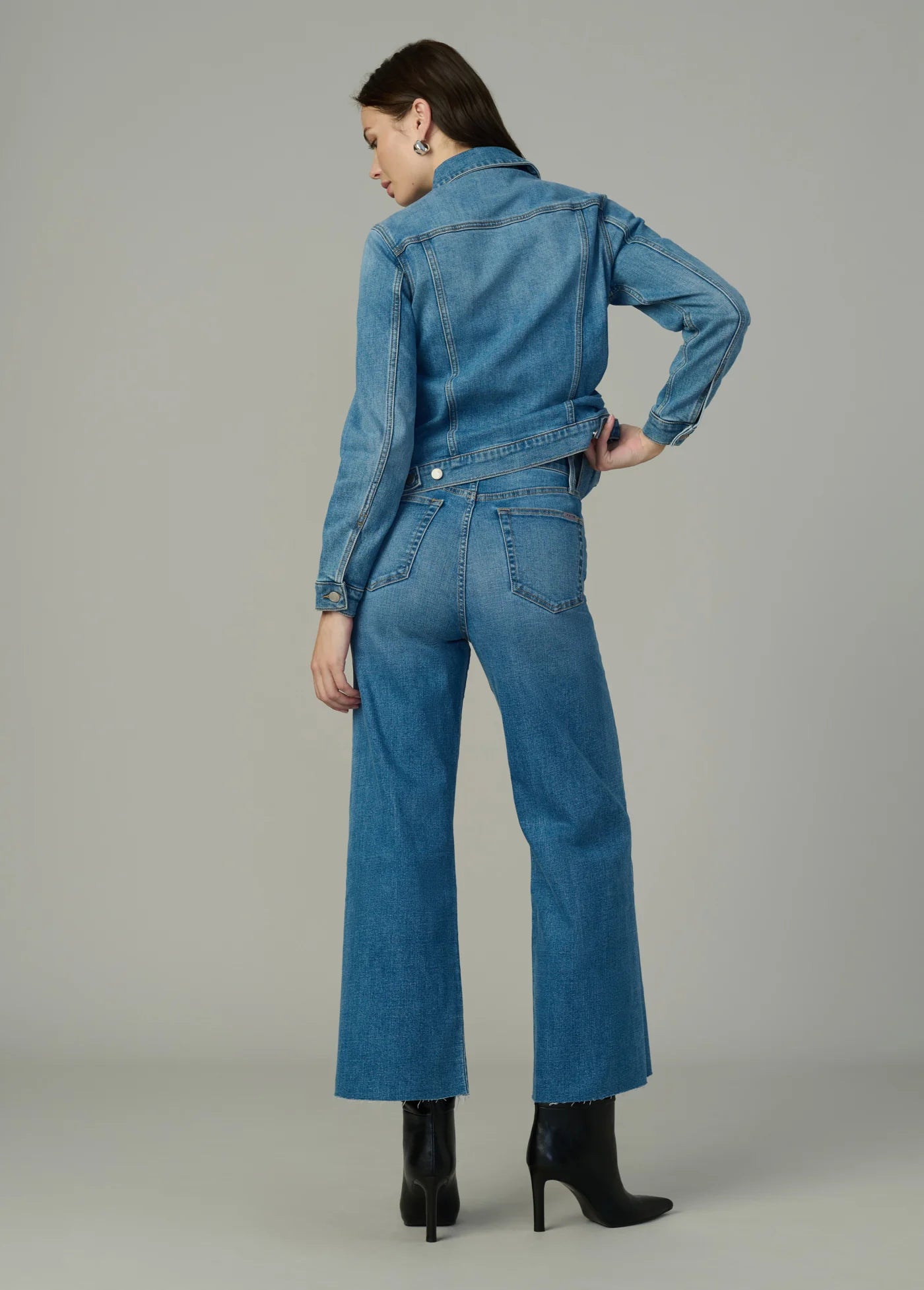 RELAXED JACKET