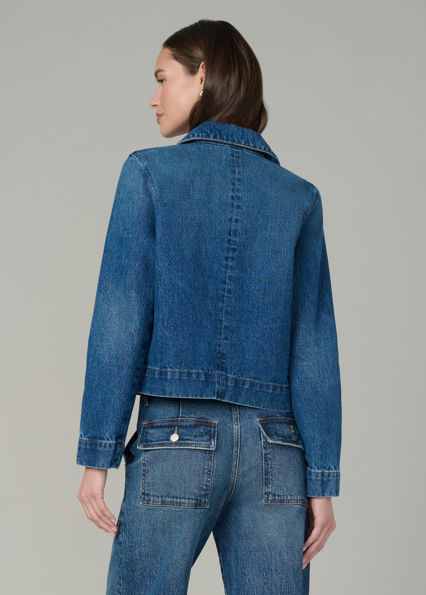BOXY ZIP JACKET