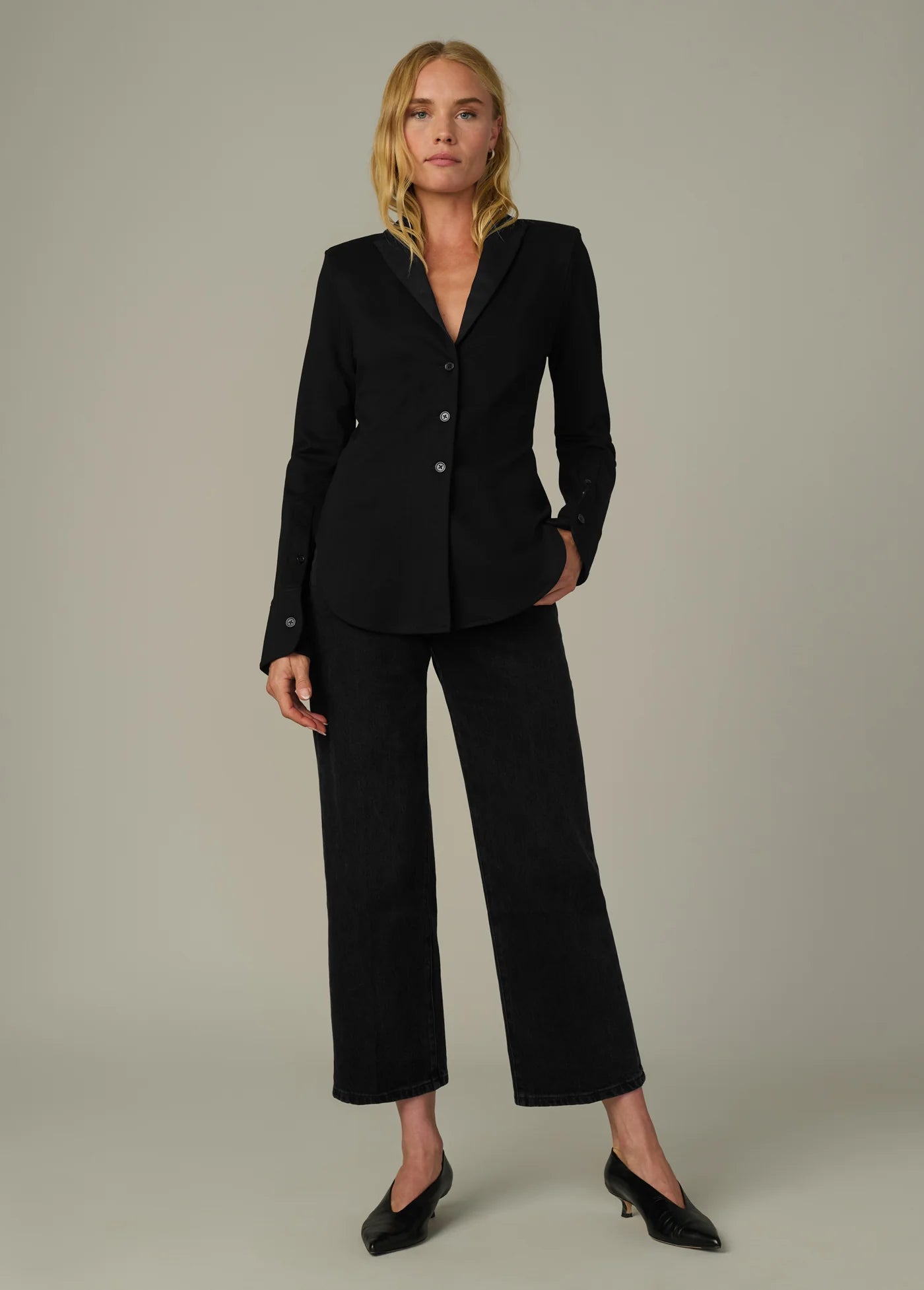 THE CLARA CINCHED BLAZER
