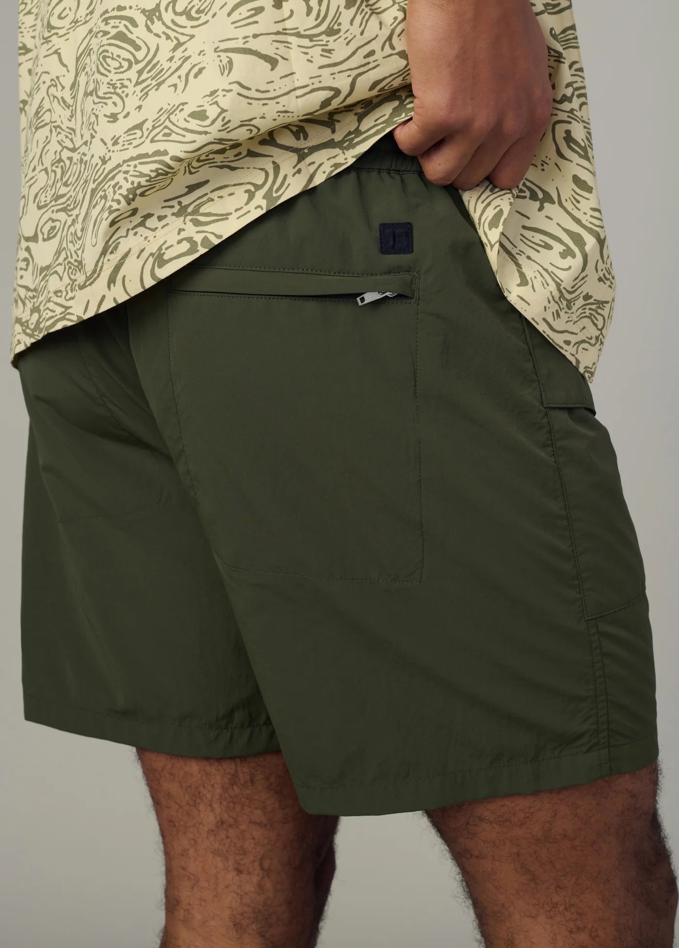 MODERN CARGO SHORT