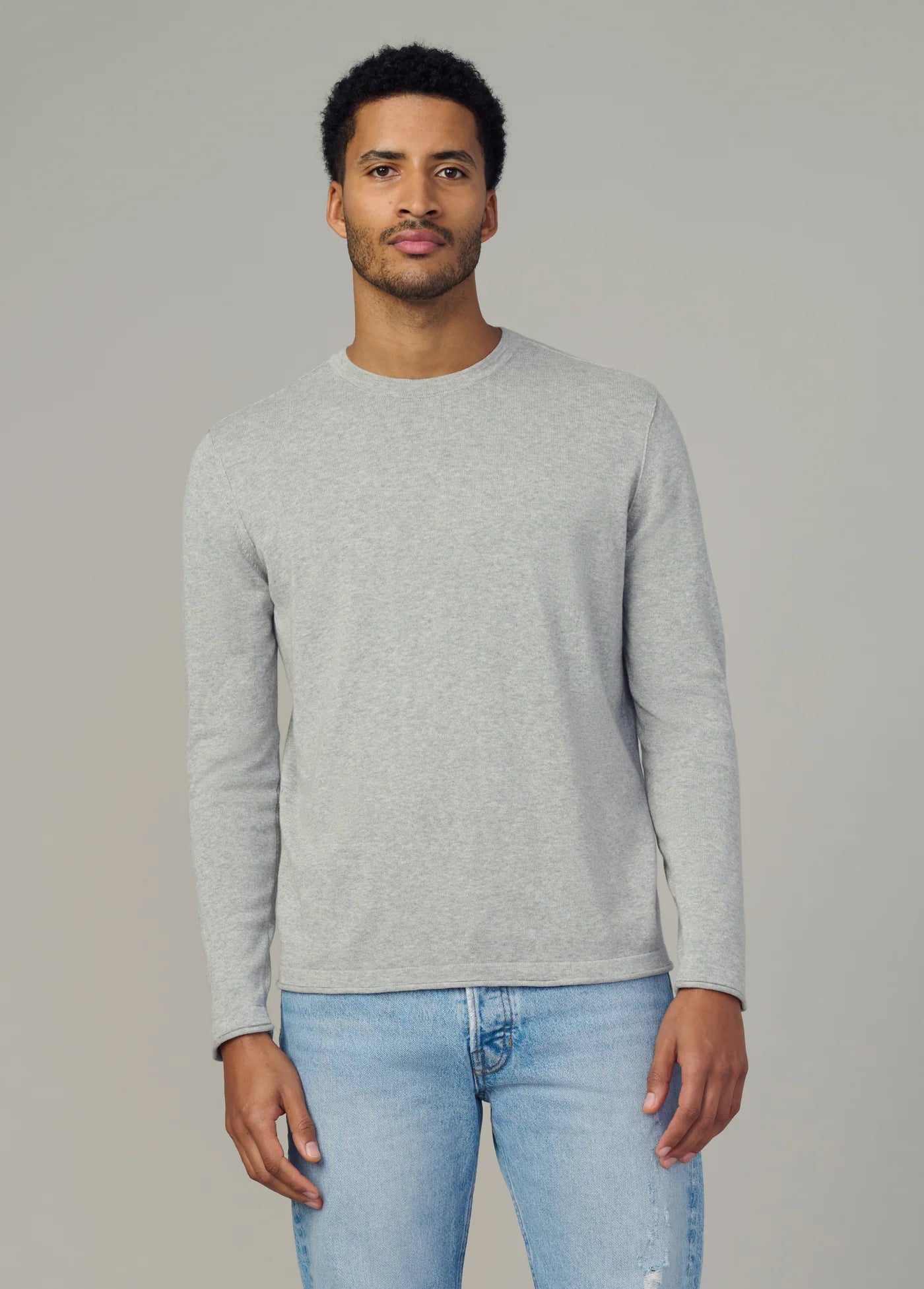 LONG SLEEVE CREWNECK SWEATER