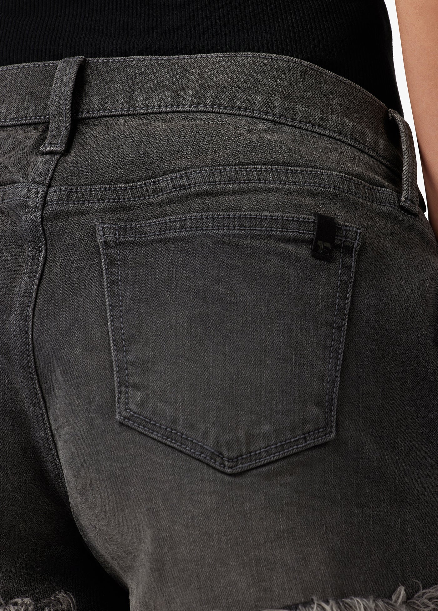 THE OZZIE MATERNITY SHORT