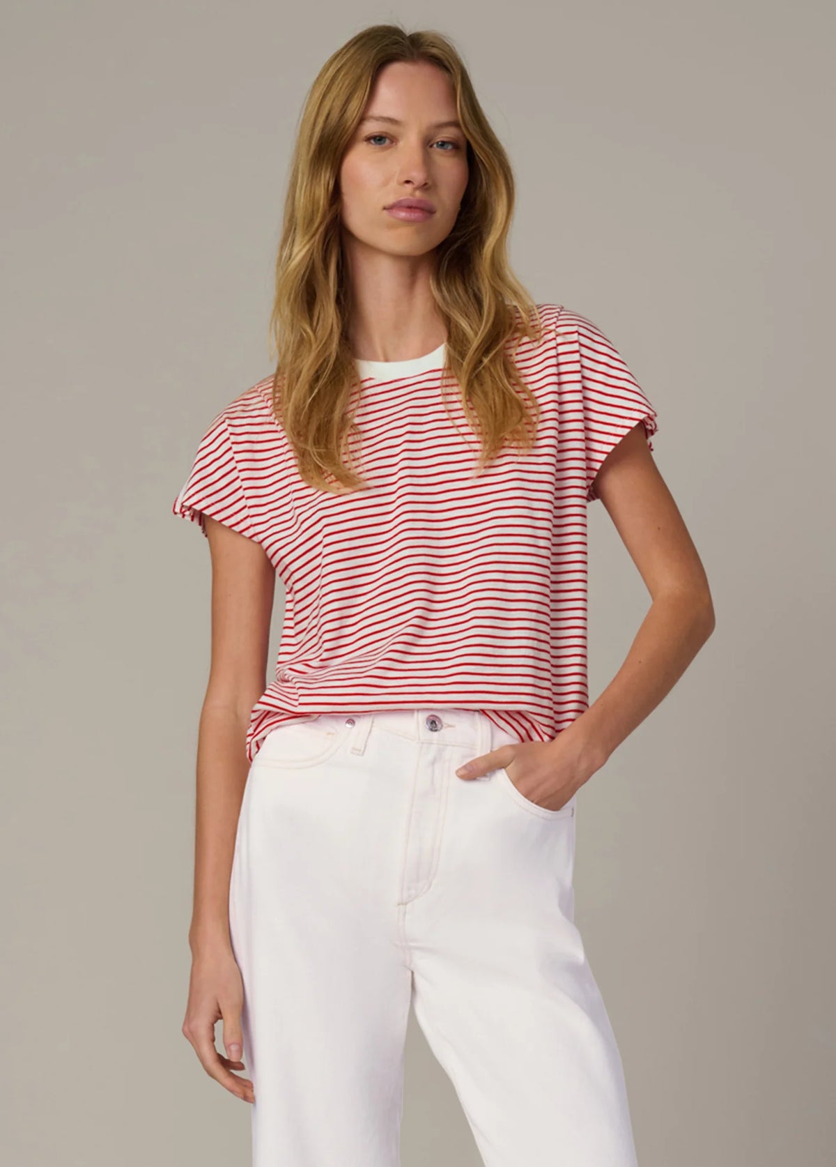 THE BUBBLE TEE
