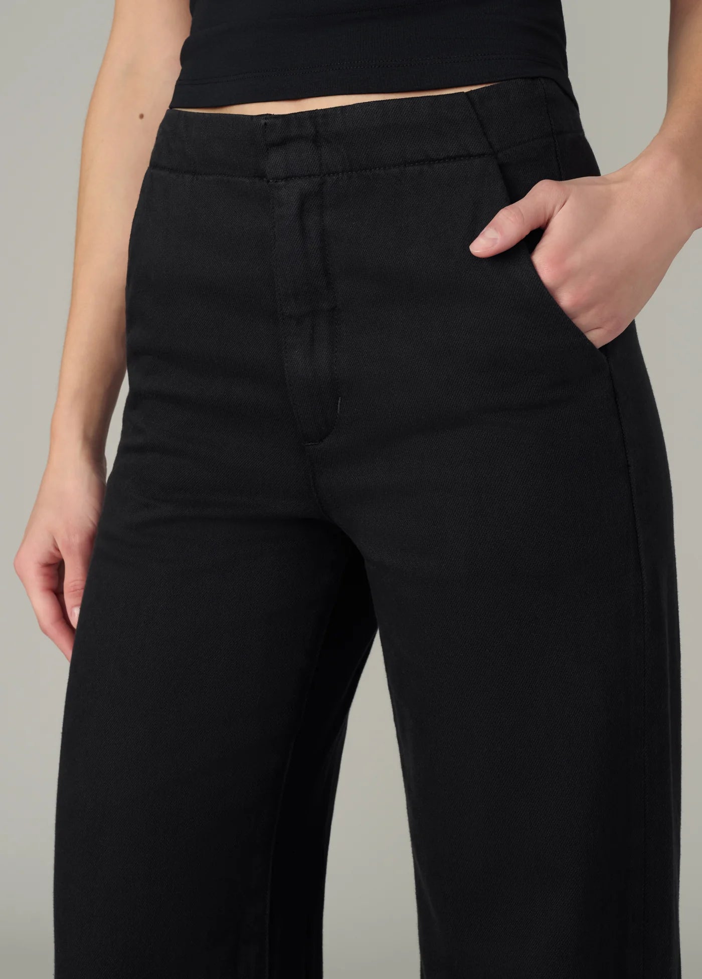 THE CLEAN DENIM TROUSER