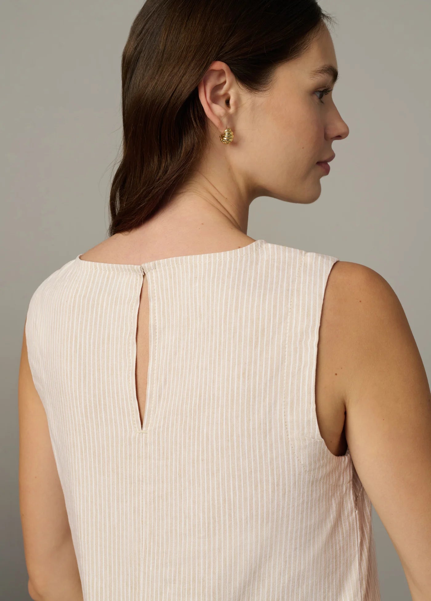 THE BOAT NECK SHELL