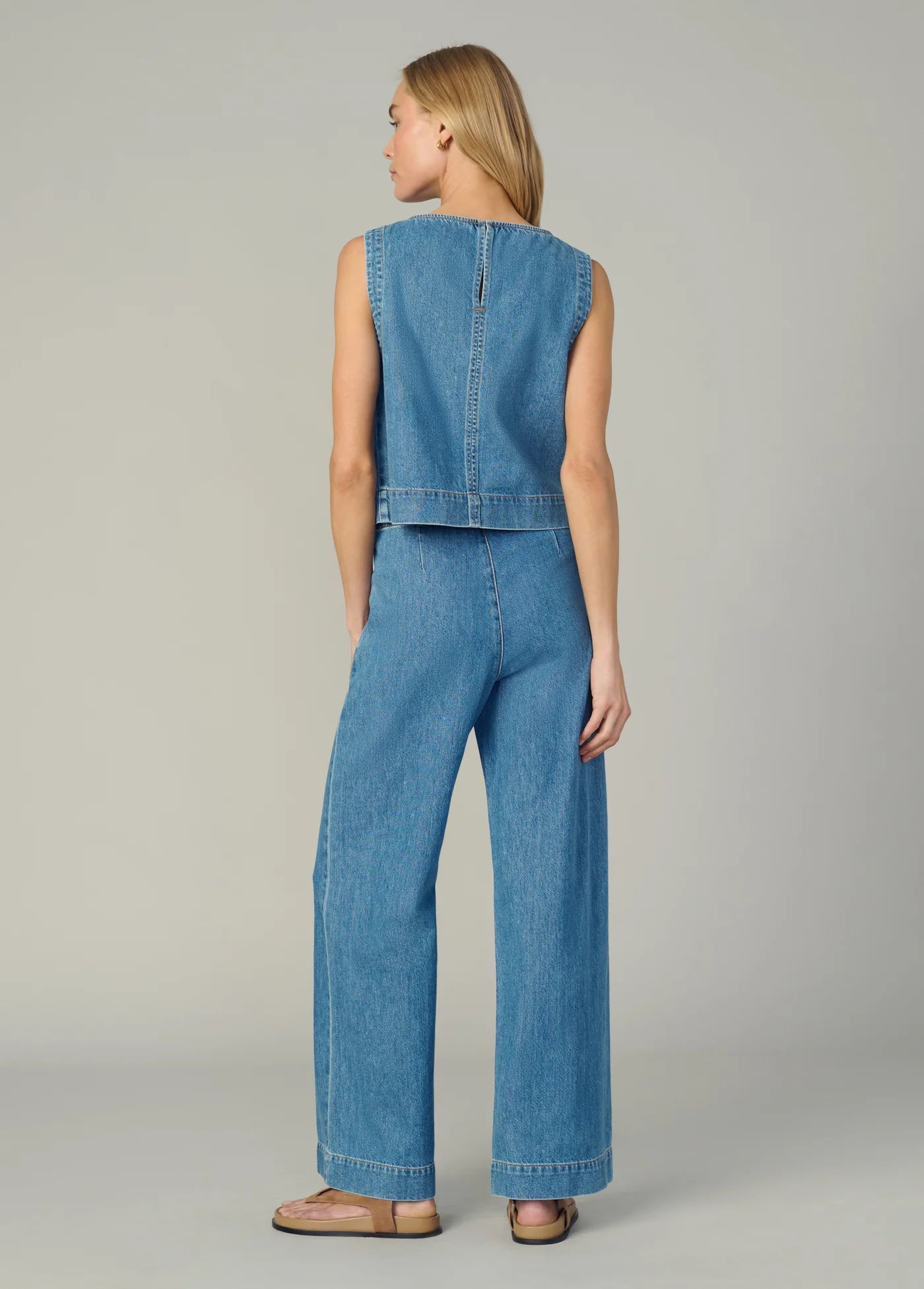 THE CLEAN DENIM TROUSER