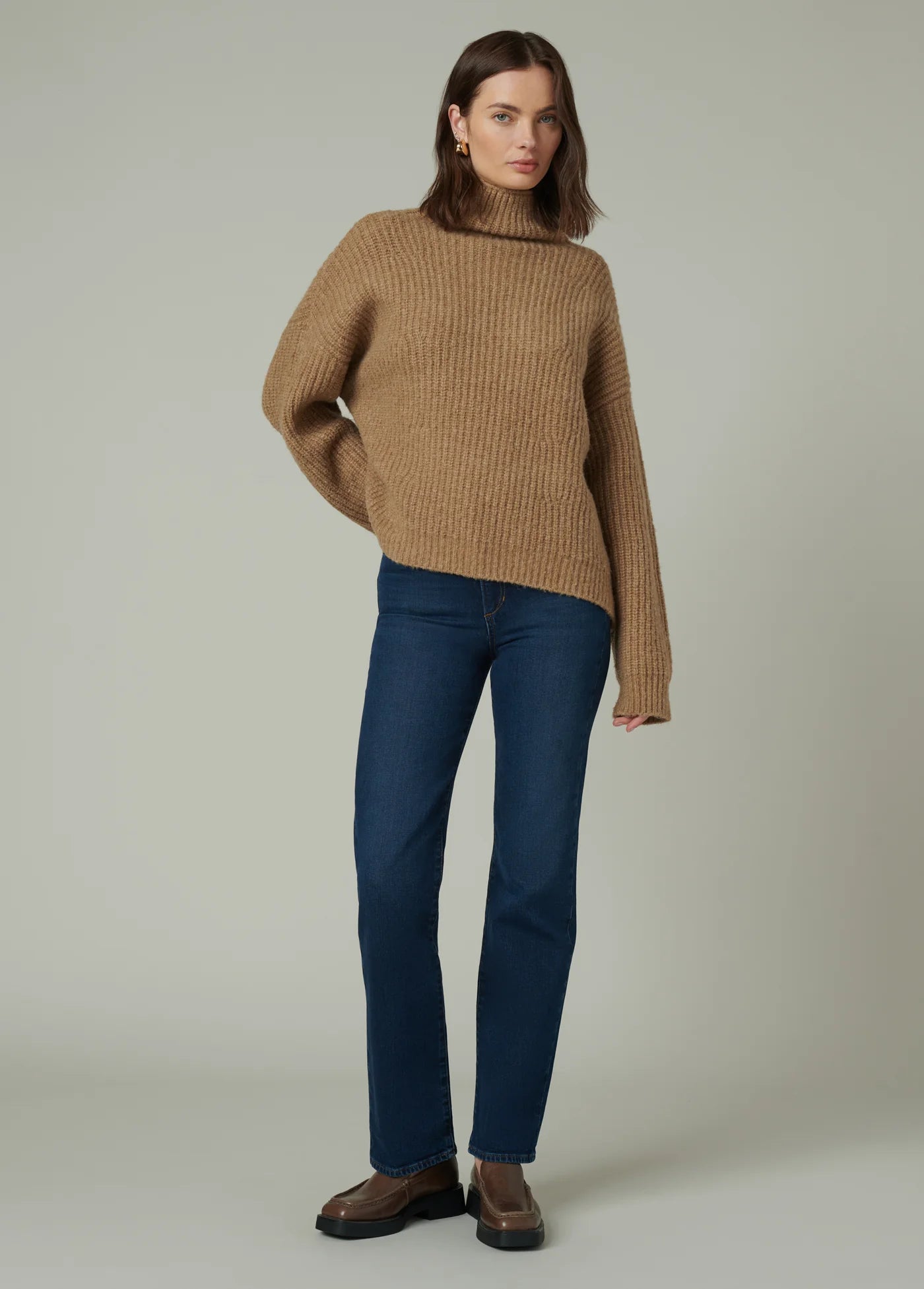 THE TORONTO OVERSIZED SWEATER