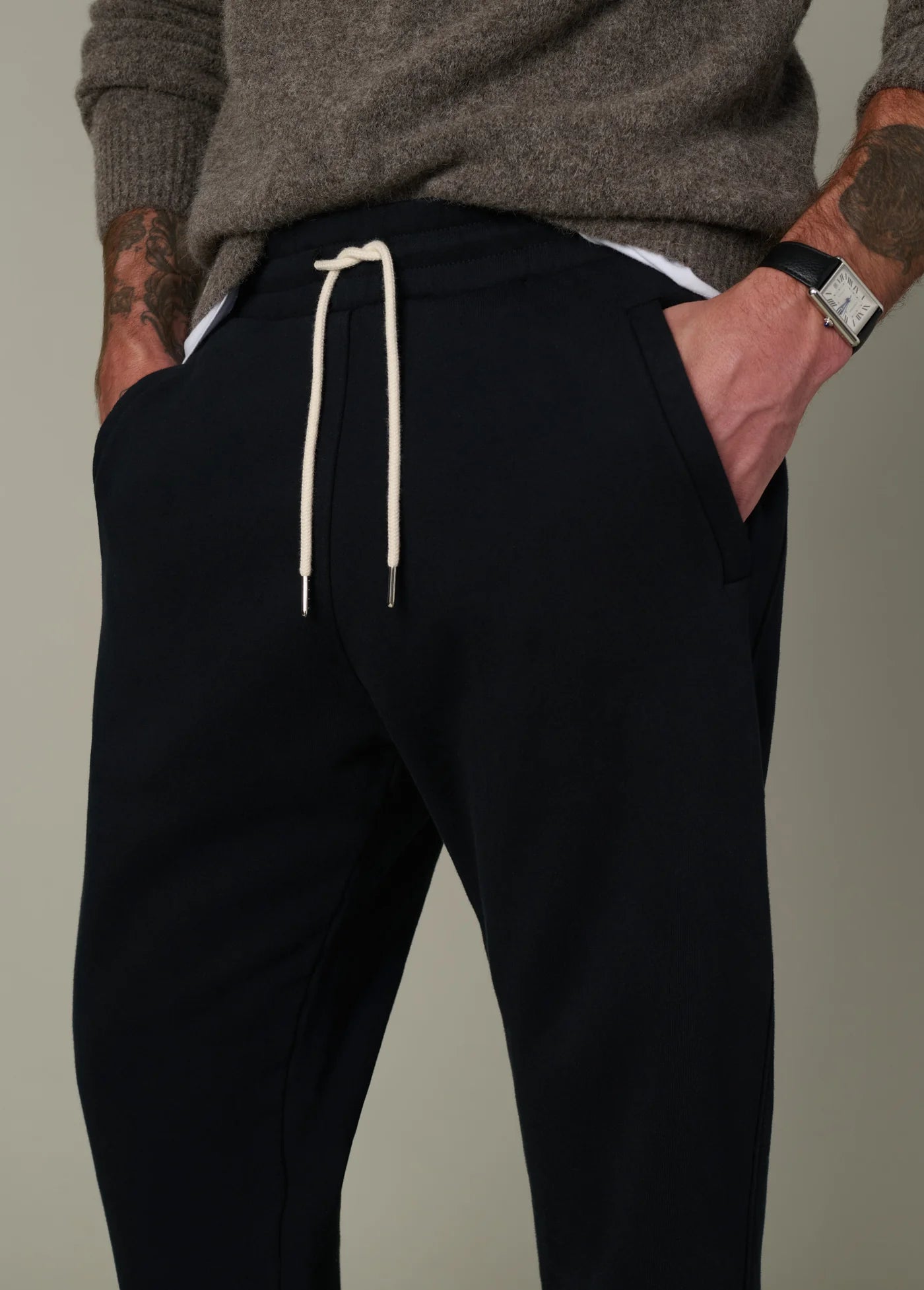 BESPOKE ZIP POCKET JOGGER