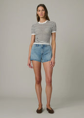 THE A LINE SHORT WITH WELT POCKETS