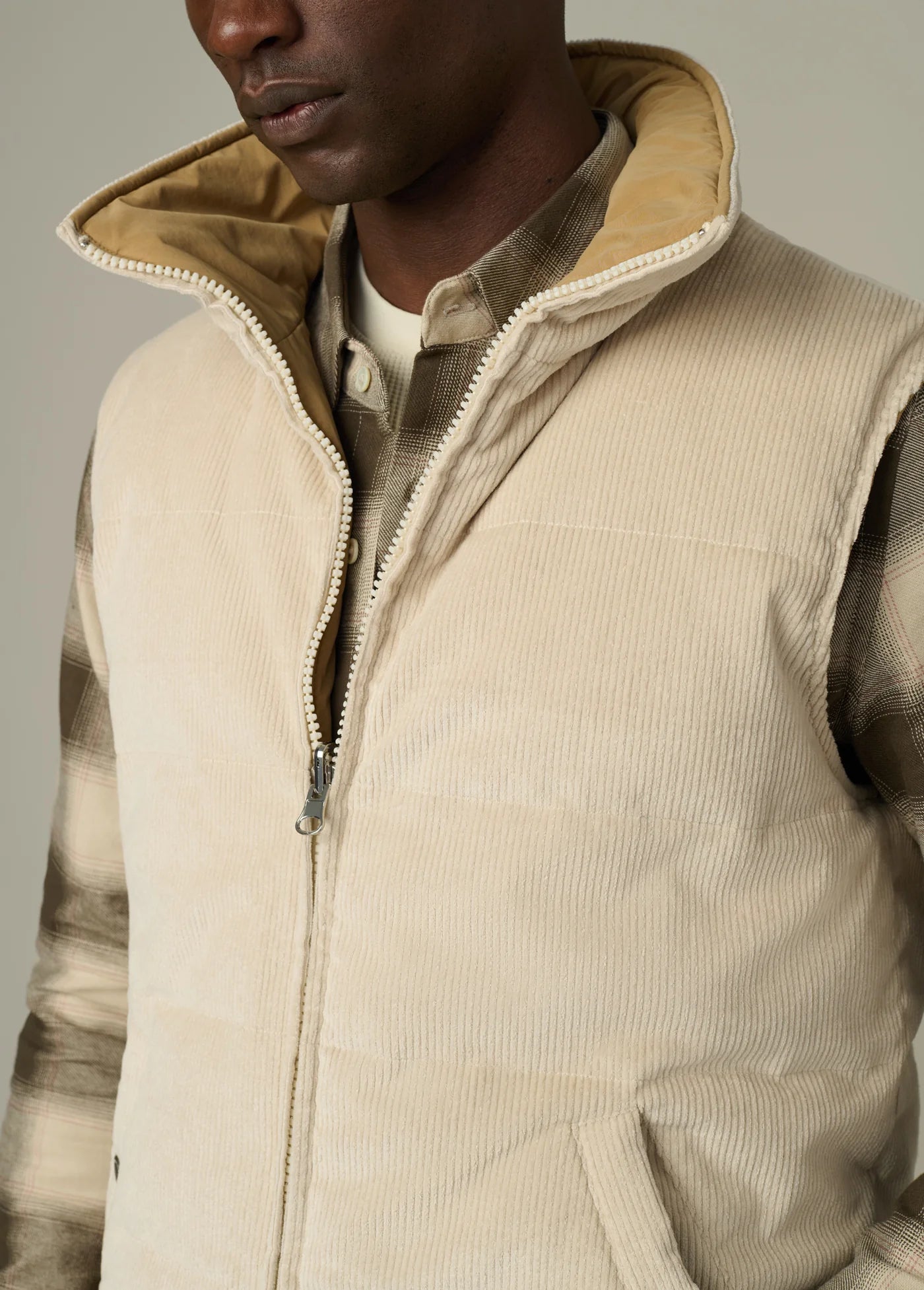 REVERSIBLE CORDUROY PUFFER