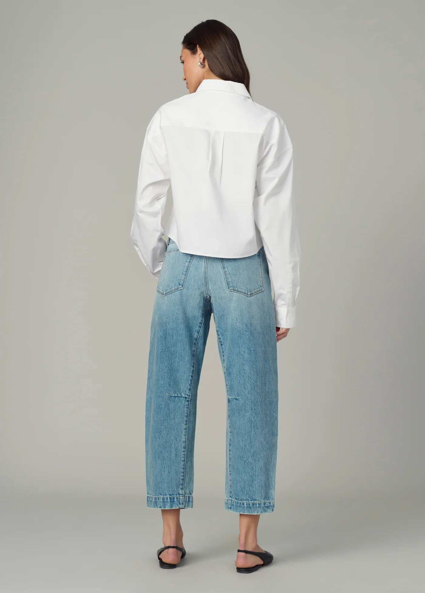 THE CROPPED BOYFRIEND BUTTON DOWN SHIRT