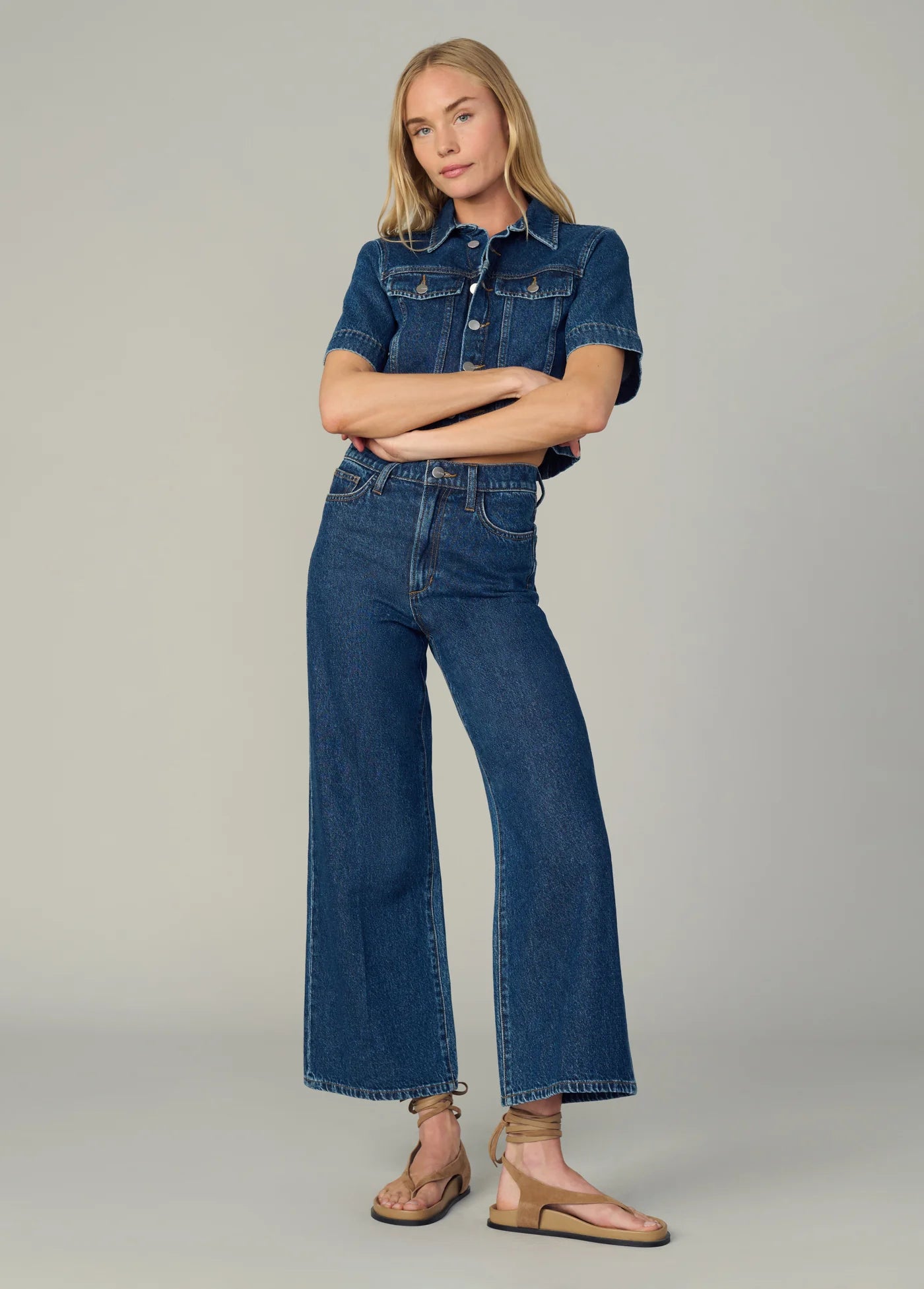 DENIM TRUCKER SHORT SLEEVE TOP