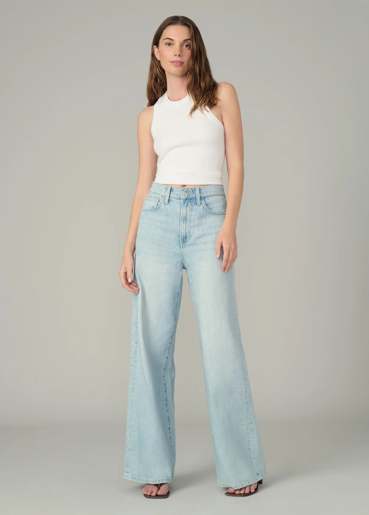 THE MIA PETITE