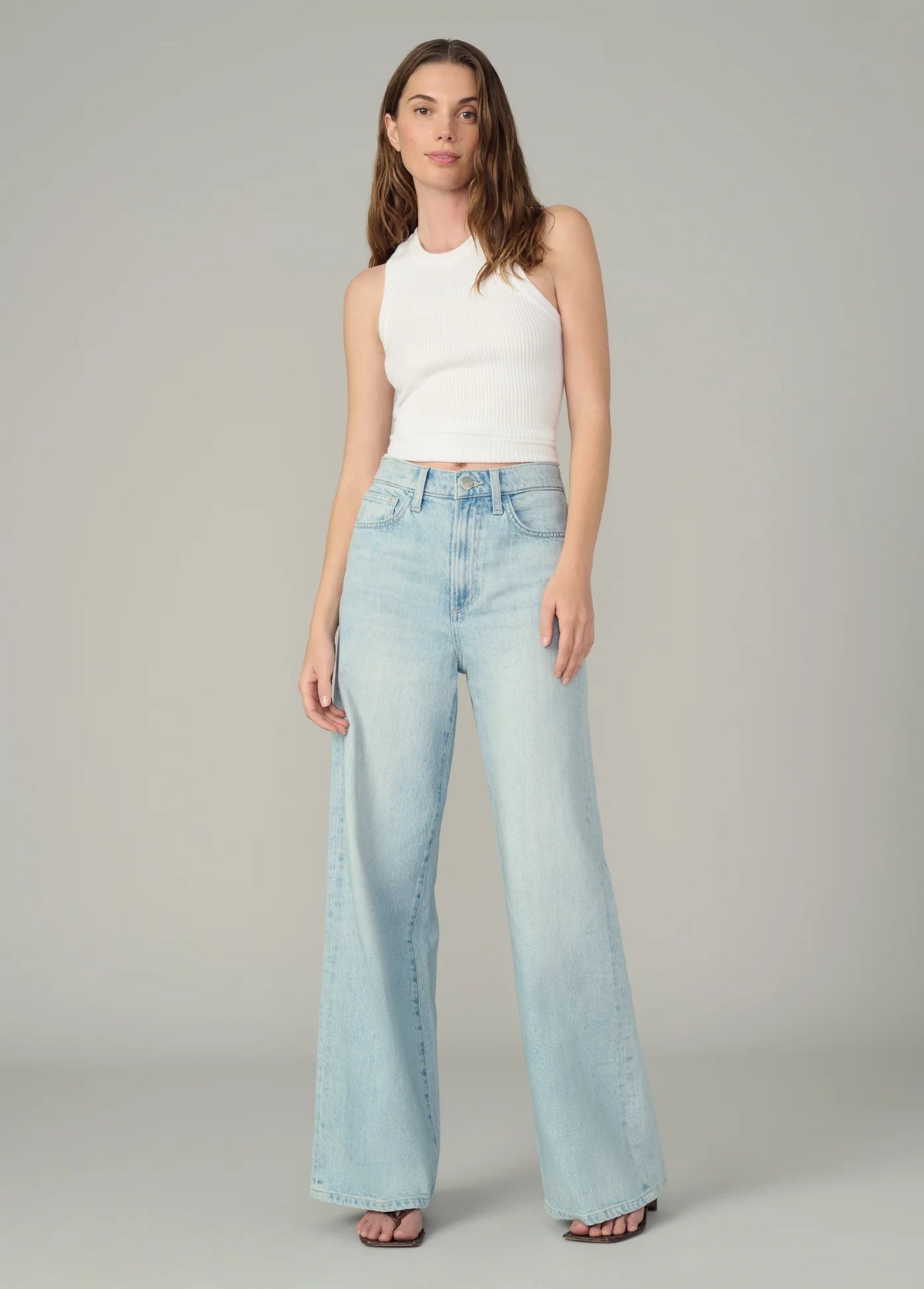 THE MIA PETITE