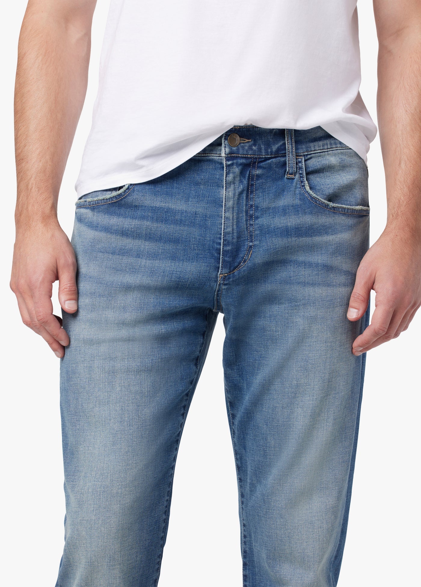 THE SLIM FIT 32